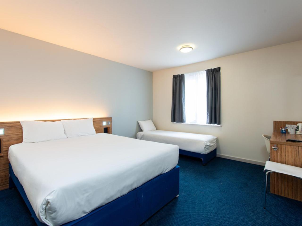 Ibis Budget Lancaster Centre Exterior foto