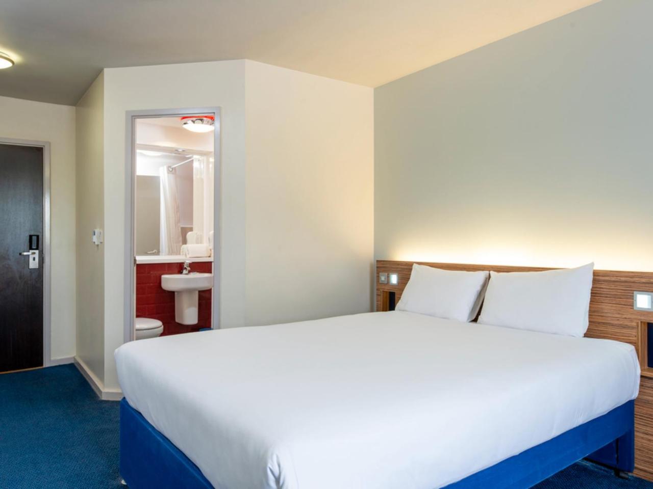 Ibis Budget Lancaster Centre Exterior foto